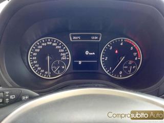 MERCEDES-BENZ B 180 usata, con Sedile posteriore sdoppiato