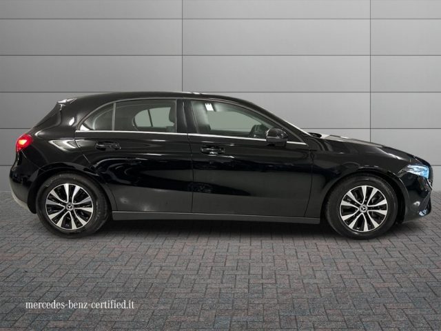MERCEDES-BENZ A 180 usata, con Autoradio