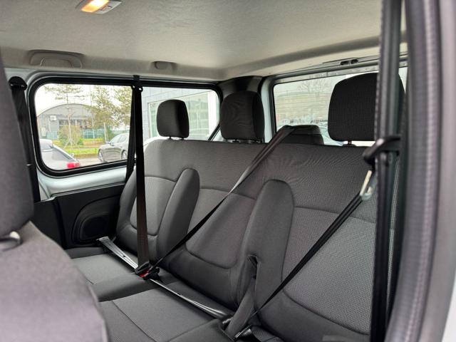 NISSAN Primastar usata, con Autoradio