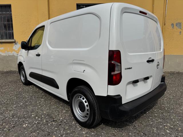 OPEL Combo usata, con Alzacristalli elettrici