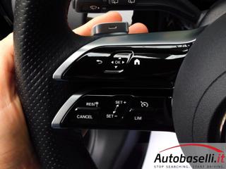 MERCEDES-BENZ GLA 180 usata, con Isofix