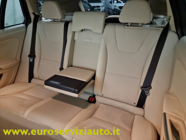 VOLVO V60 usata 38