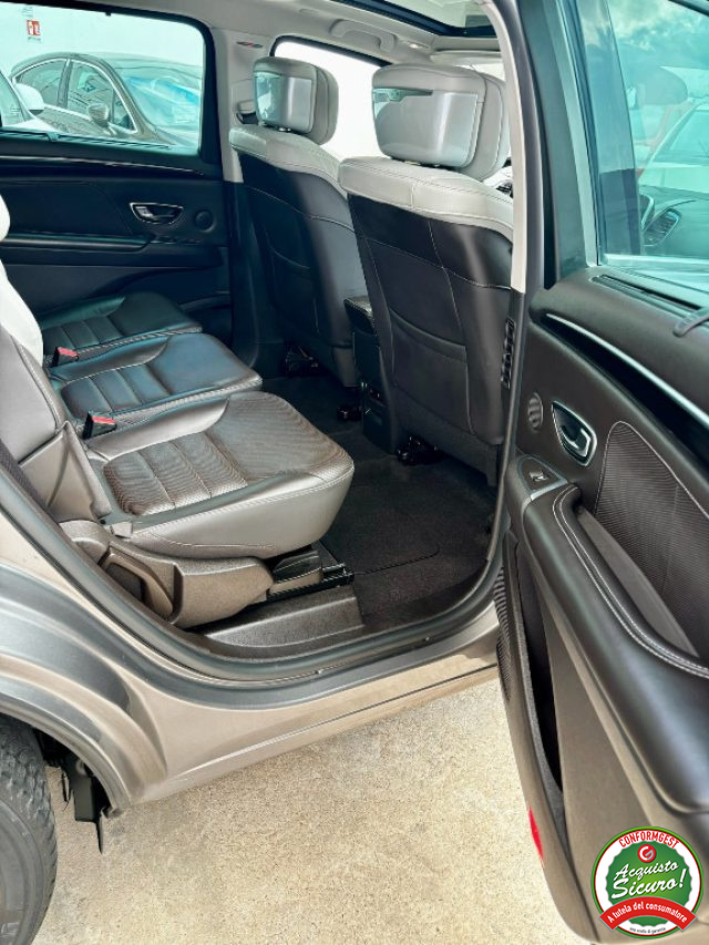 RENAULT Espace usata, con Veicolo elaborato