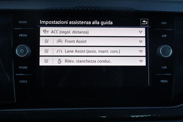 VOLKSWAGEN Taigo usata, con Kit antipanne