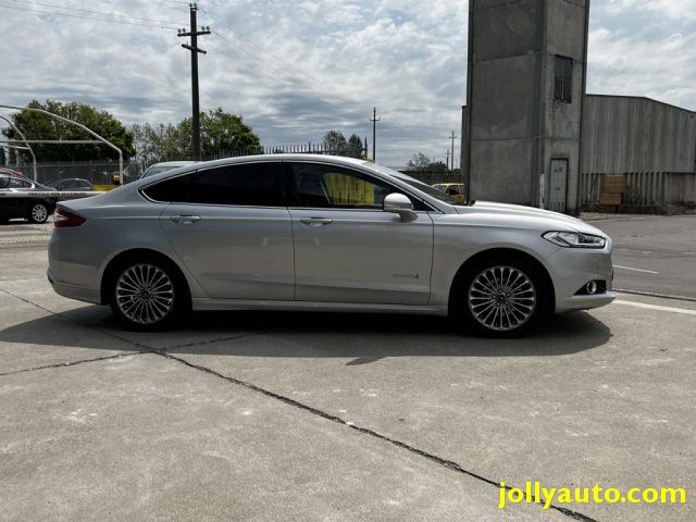 FORD Mondeo usata, con Autoradio