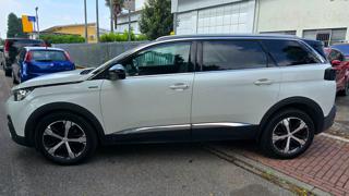 PEUGEOT 5008 usata, con Airbag laterali