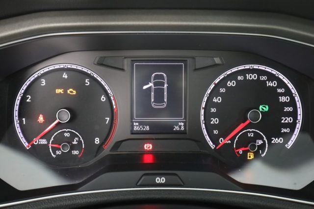 VOLKSWAGEN T-Roc usata 6