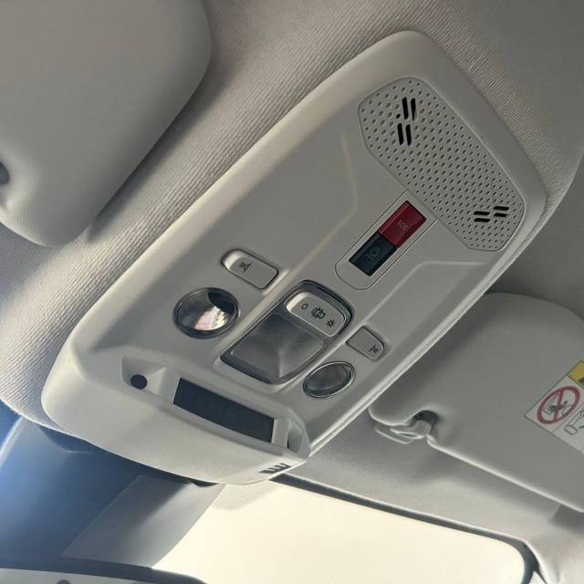 PEUGEOT 208 usata, con Fari LED