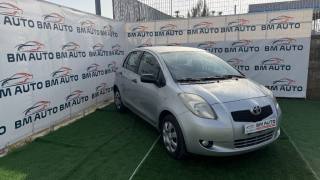 TOYOTA Yaris usata, con Airbag laterali