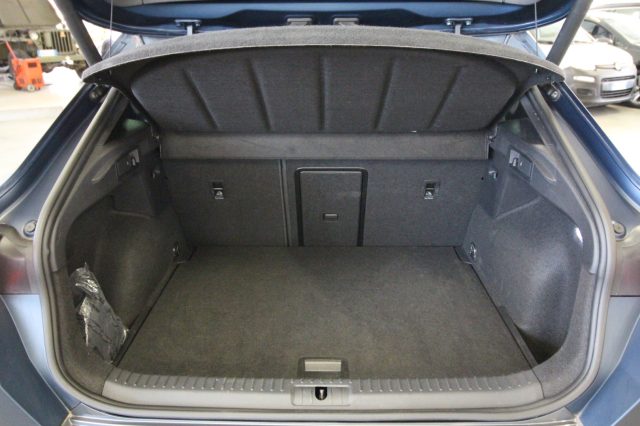 CUPRA Formentor usata, con USB