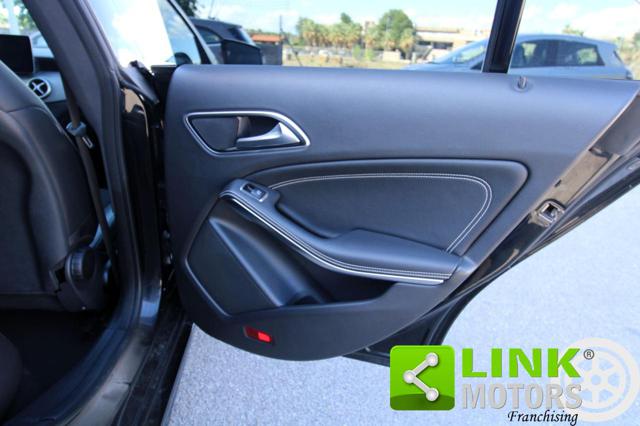 MERCEDES-BENZ CLA 220 usata, con Specchietti laterali elettrici