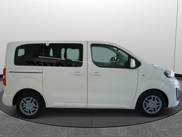 PEUGEOT Traveller usata 20