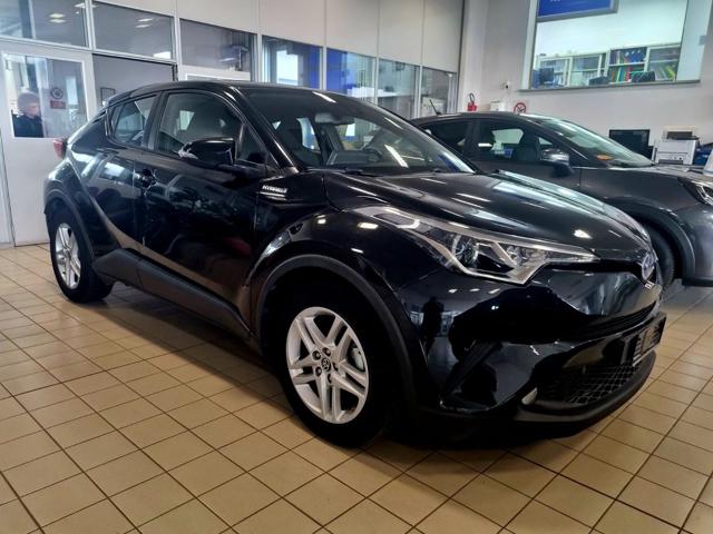 TOYOTA C-HR usata, con Airbag laterali