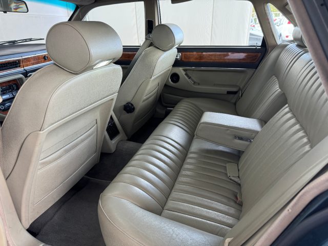 JAGUAR Sovereign usata 24