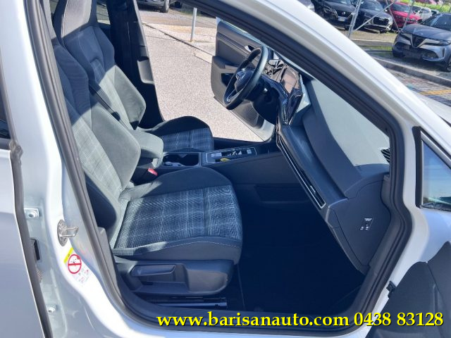 VOLKSWAGEN Golf usata, con Autoradio