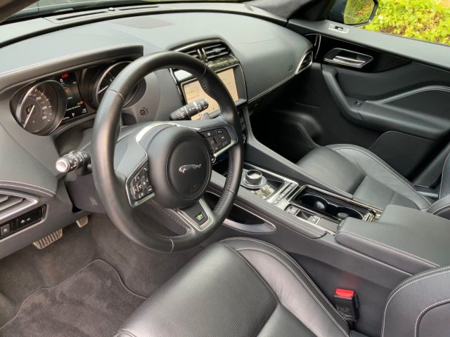 JAGUAR F-Pace usata, con Cerchi in lega