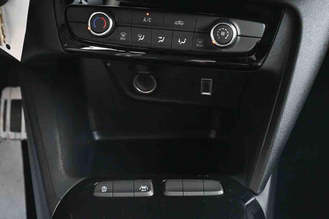 OPEL Corsa usata, con Park Distance Control