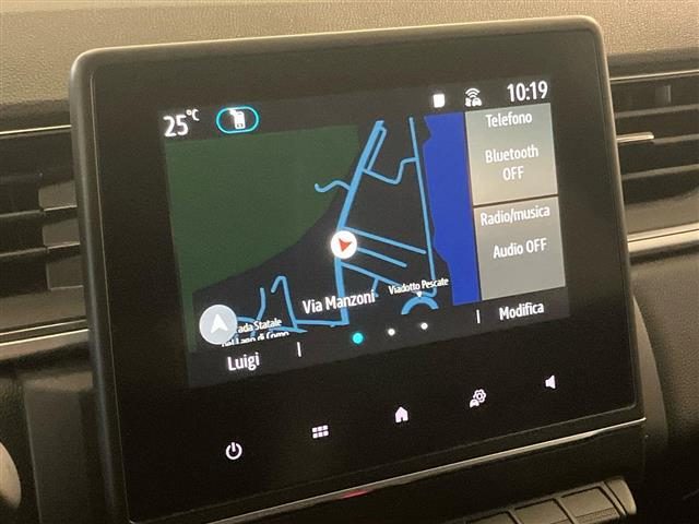 RENAULT Captur usata, con USB