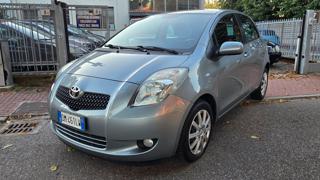 TOYOTA Yaris 1.3 5 porte Navi OK NEOPATENTATI