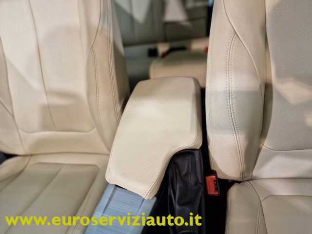 BMW 320 usata, con Volante multifunzione