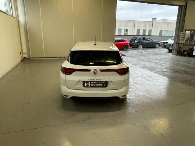 RENAULT Megane usata, con Autoradio