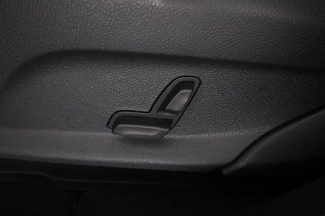 MERCEDES-BENZ GLC 300 usata 9
