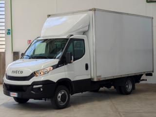 IVECO Daily usata, con Autoradio
