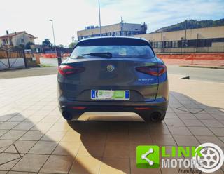 ALFA ROMEO Stelvio usata, con Autoradio