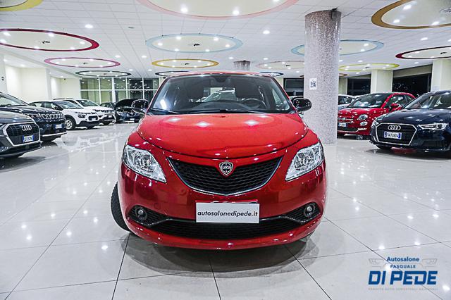 LANCIA Ypsilon usata, con Airbag