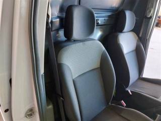 RENAULT Kangoo usata, con Servosterzo