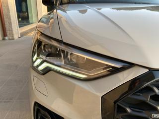 AUDI Q3 usata, con Sensori di parcheggio anteriori