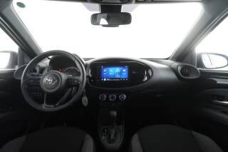 TOYOTA Aygo X usata 8