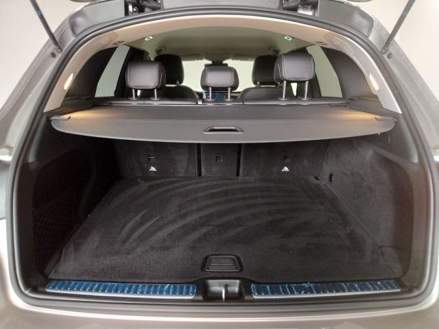 MERCEDES-BENZ GLC 300 usata, con Touch screen