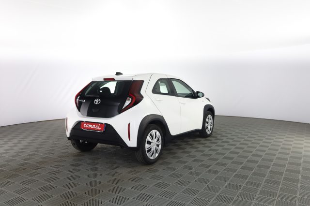 TOYOTA Aygo X usata 3