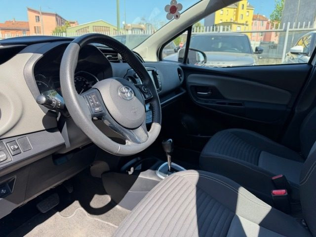 TOYOTA Yaris usata, con Controllo trazione