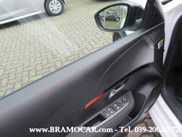 PEUGEOT 208 usata, con Controllo automatico clima