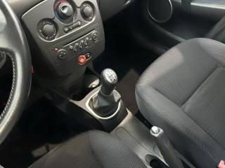 RENAULT Clio usata, con Lettore CD