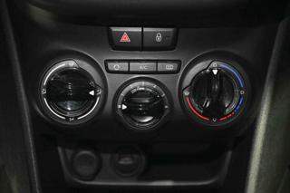 PEUGEOT 208 usata, con Touch screen