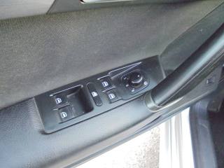 VOLKSWAGEN Passat usata 19