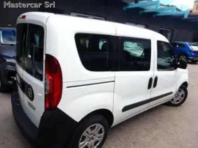 FIAT Doblo usata, con Airbag Passeggero