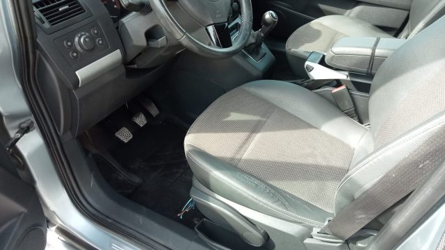 OPEL Zafira usata, con Fendinebbia