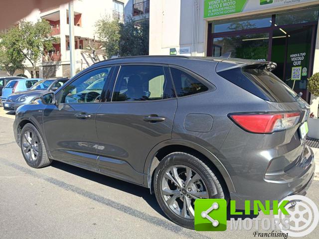 FORD Kuga usata, con Bracciolo