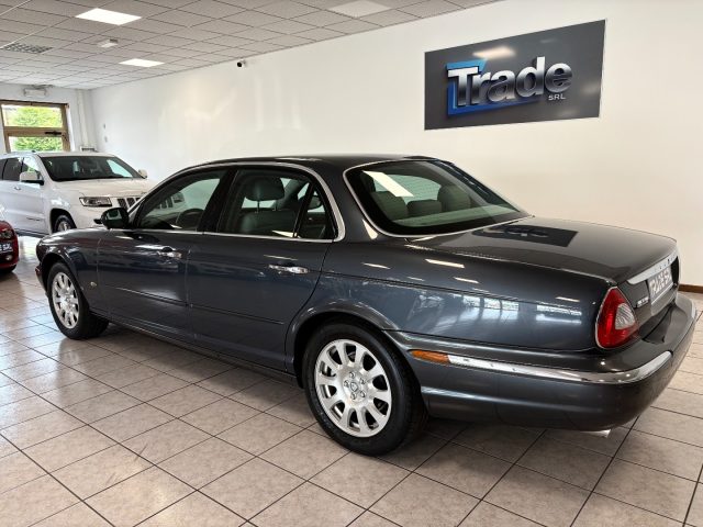 JAGUAR XJ6 usata, con Cerchi in lega