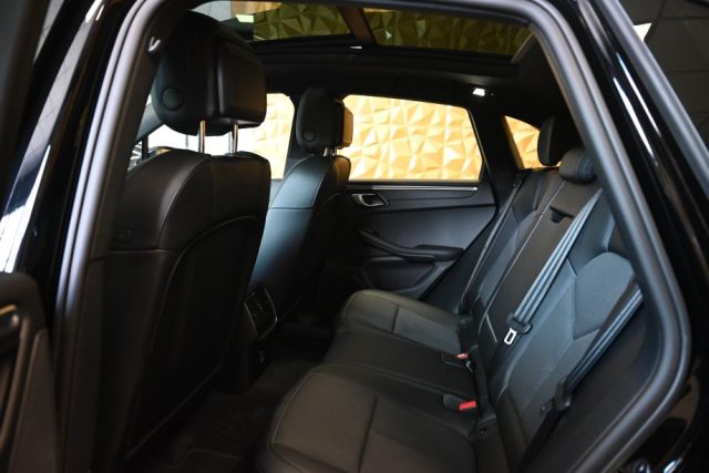 PORSCHE Macan usata 27