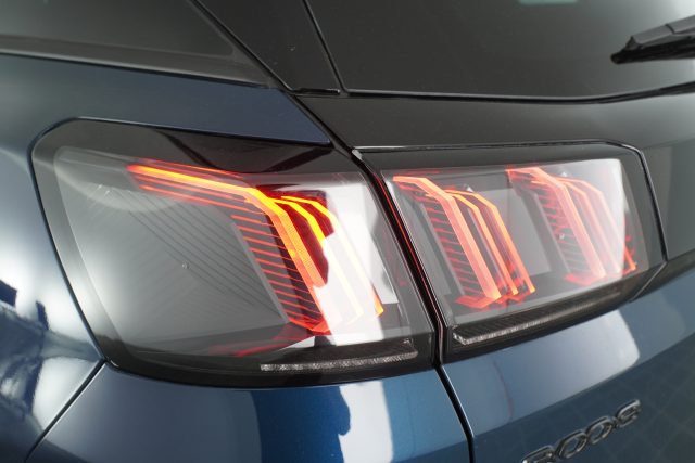 PEUGEOT 3008 usata 6
