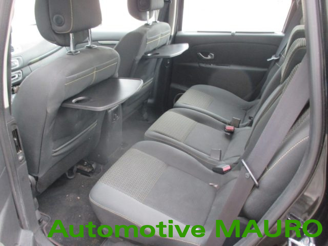 RENAULT Scenic usata 15