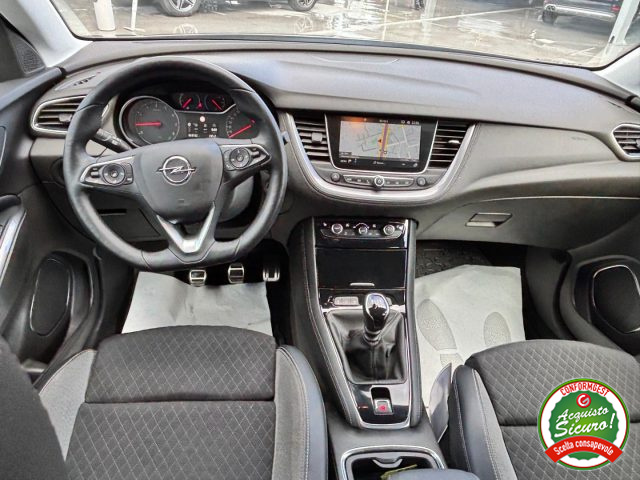 OPEL Grandland X usata, con Fendinebbia