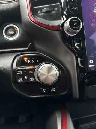 DODGE RAM usata, con Sistema di navigazione