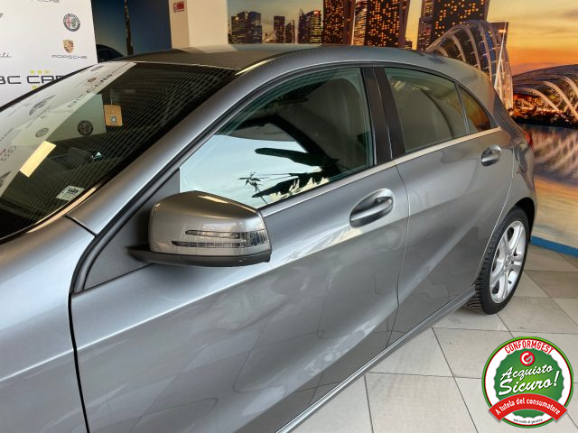 MERCEDES-BENZ A 180 usata, con Specchietti laterali elettrici