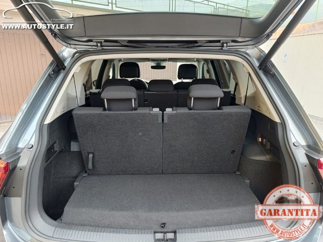 VOLKSWAGEN Tiguan Allspace usata, con Cerchi in lega
